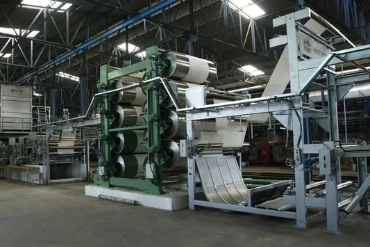 ¿Cuáles Son Las Aplicaciones Industriales De Los Desengrasantes?