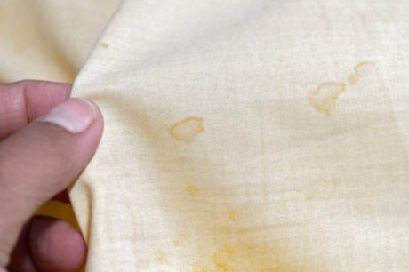fabric yellowing .jpg